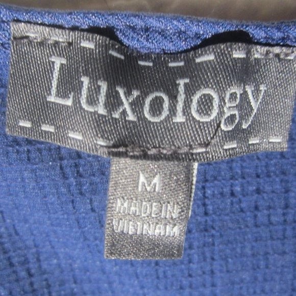 Luxology Shirt size medium - Picture 3 of 4